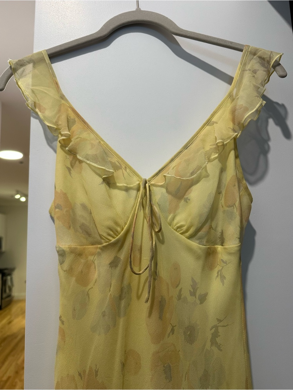 Realisation Par Heidi Zinnia Dress in Yellow Floral - Picture 2 of 4